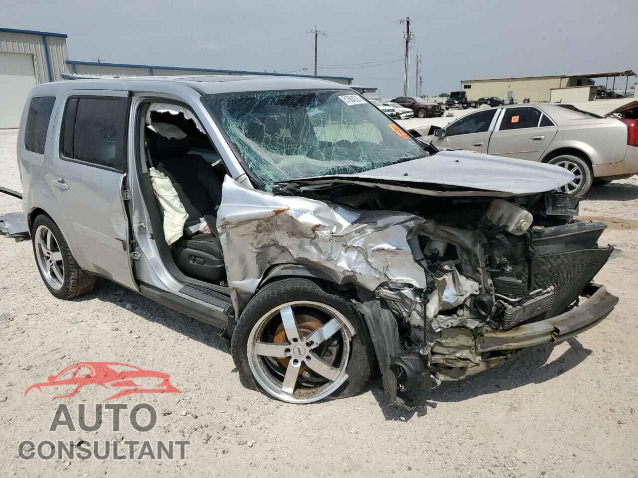 HONDA PILOT 2013 - 5FNYF4H58DB046238