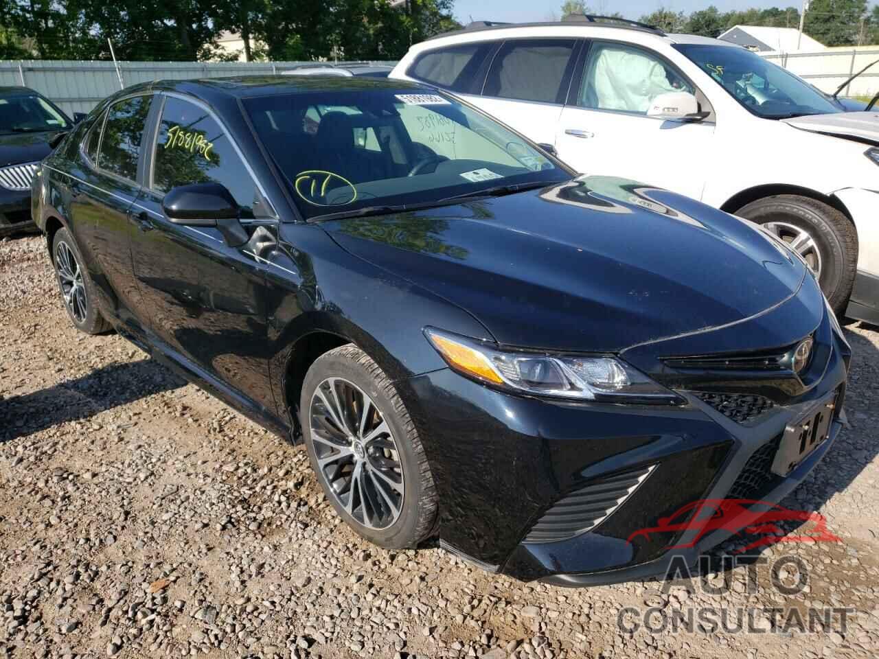 TOYOTA CAMRY 2018 - 4T1B11HK7JU643453