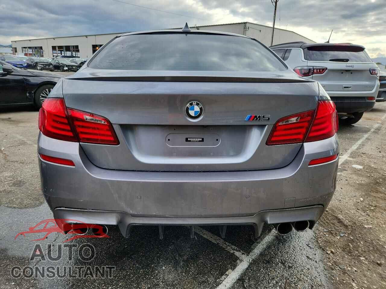 BMW M5 2013 - WBSFV9C52DC773377