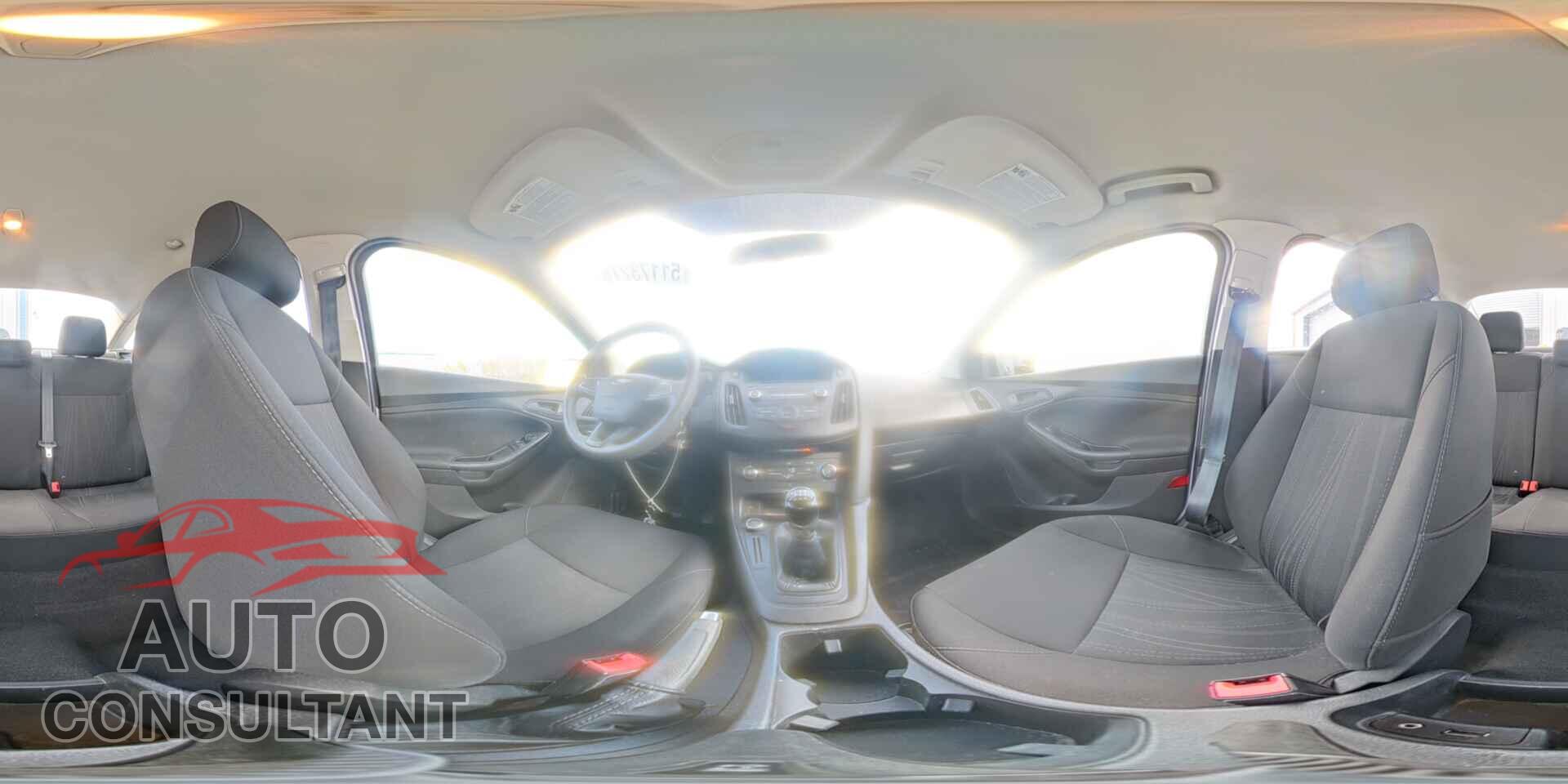 FORD FOCUS 2017 - 1FADP3E26HL234619
