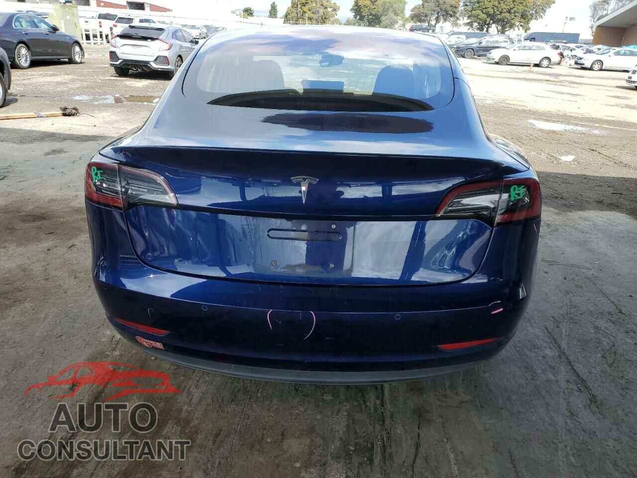 TESLA MODEL 3 2018 - 5YJ3E1EA1JF034666