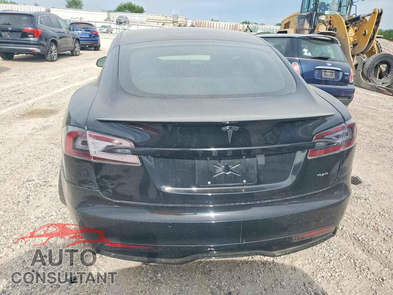 TESLA MODEL S 2021 - 5YJSA1E63MF454520