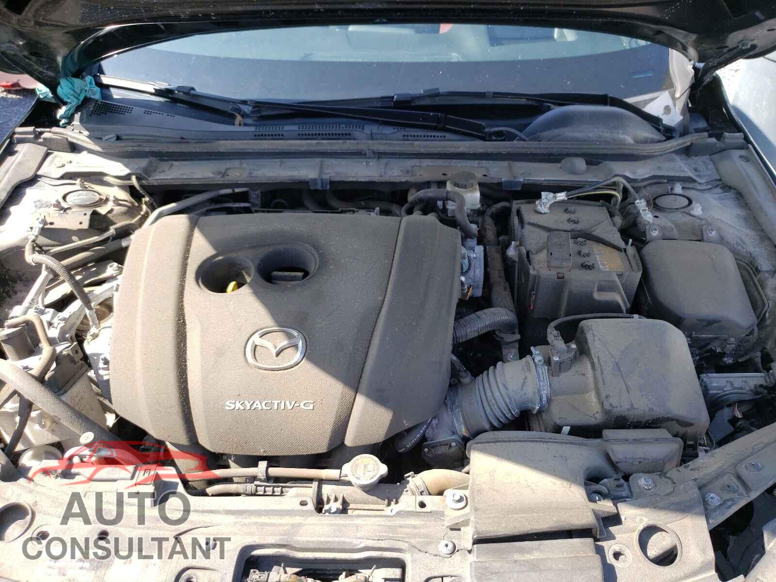 MAZDA 3 2019 - JM1BPAMM3K1115552