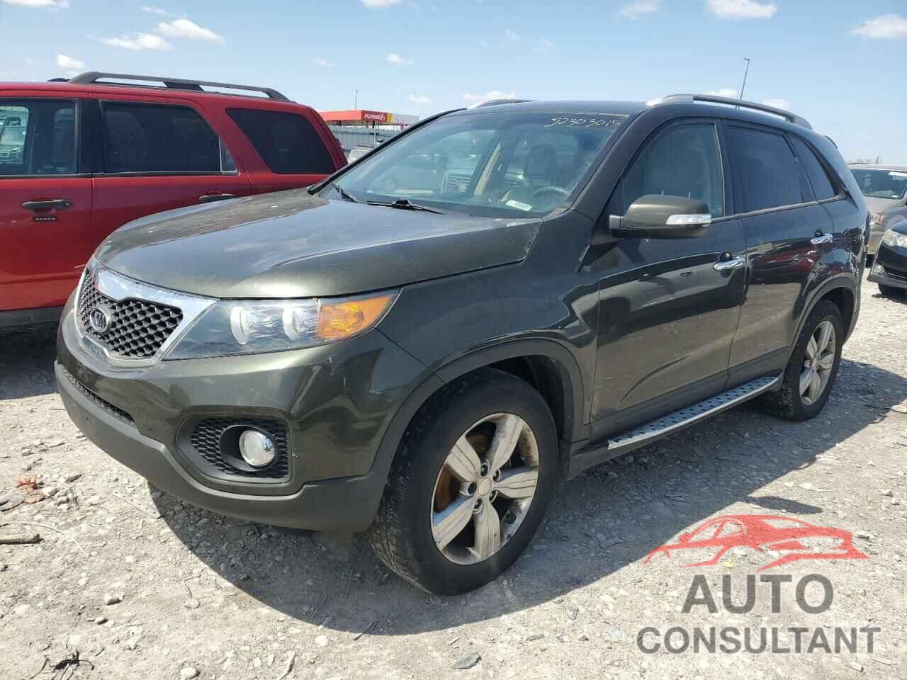 KIA SORENTO 2013 - 5XYKU3A21DG317929