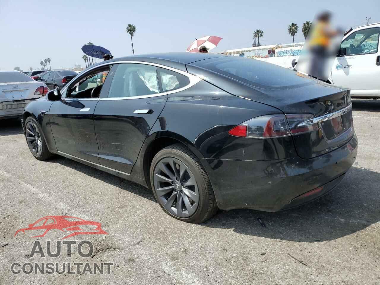 TESLA MODEL S 2020 - 5YJSA1E24LF359377
