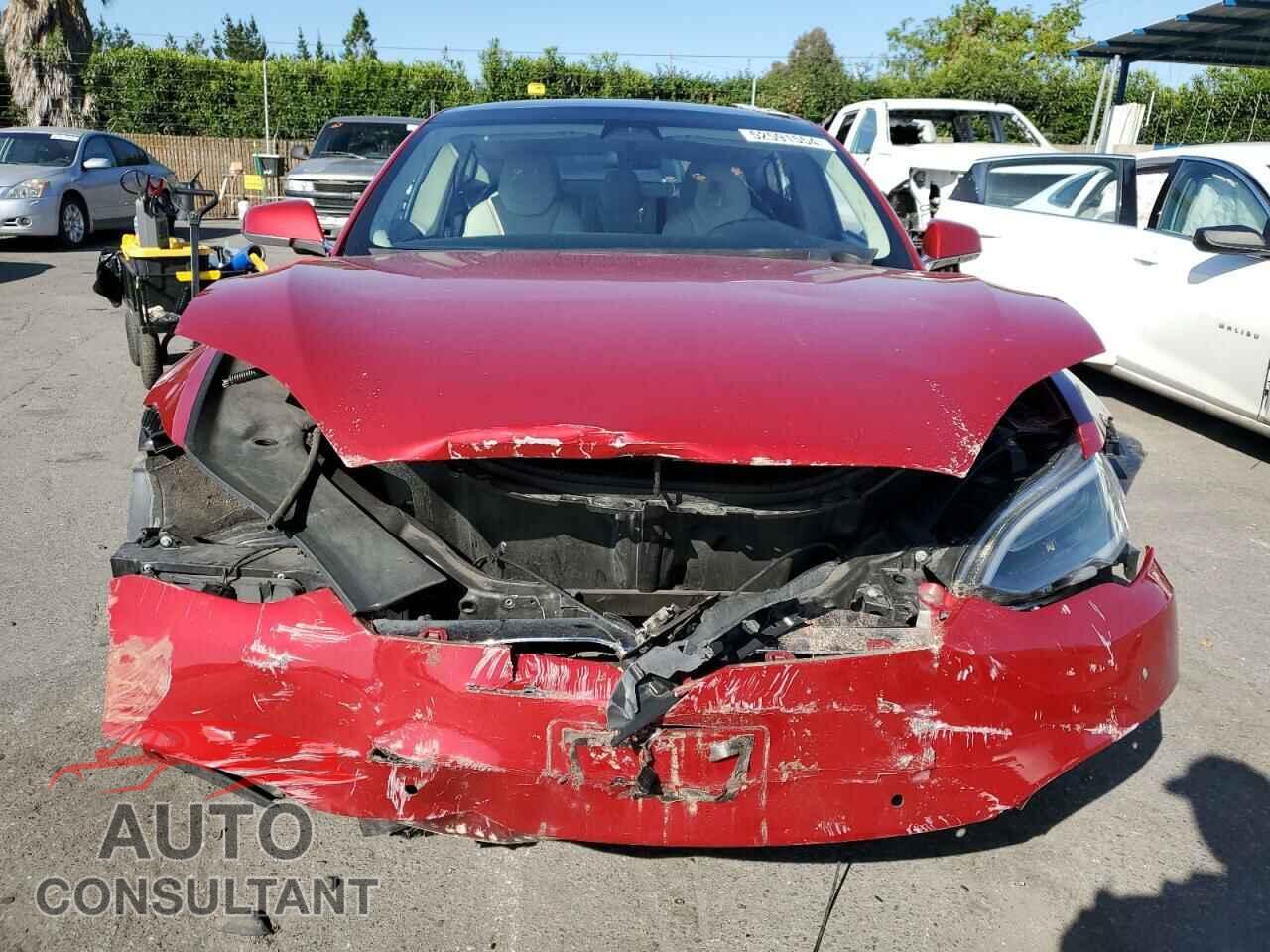 TESLA MODEL S 2018 - 5YJSA1E24JF257140