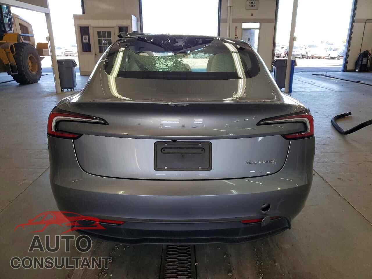 TESLA MODEL 3 2025 - 5YJ3E1EB7SF874249