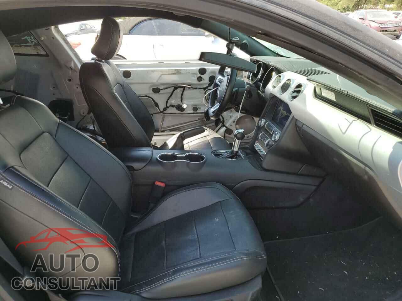 FORD MUSTANG 2017 - 1FA6P8CF8H5293669