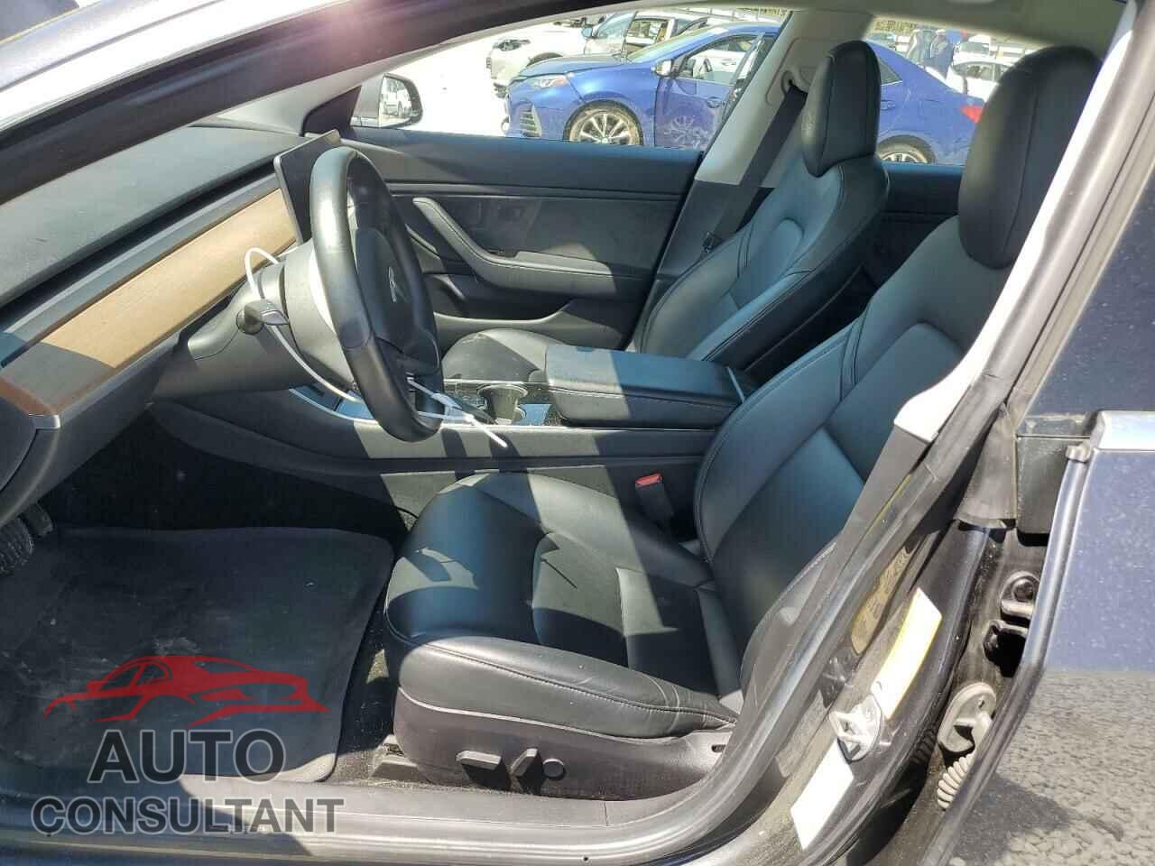 TESLA MODEL 3 2019 - 5YJ3E1EA7KF397524