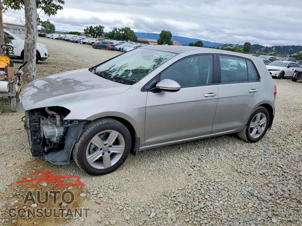 VOLKSWAGEN GOLF 2017 - 3VW217AU1HM061914