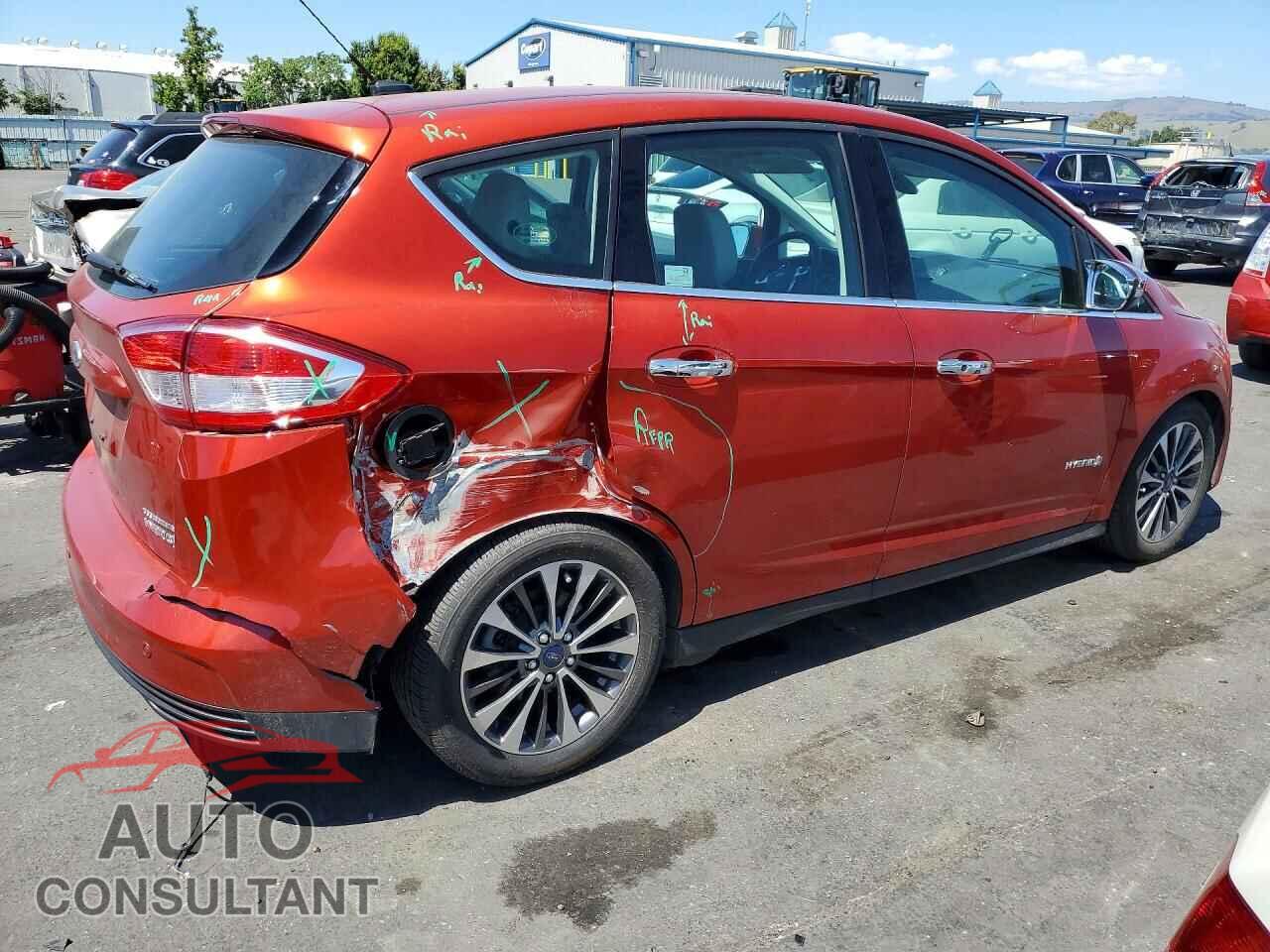 FORD CMAX 2018 - 1FADP5DU0JL104940