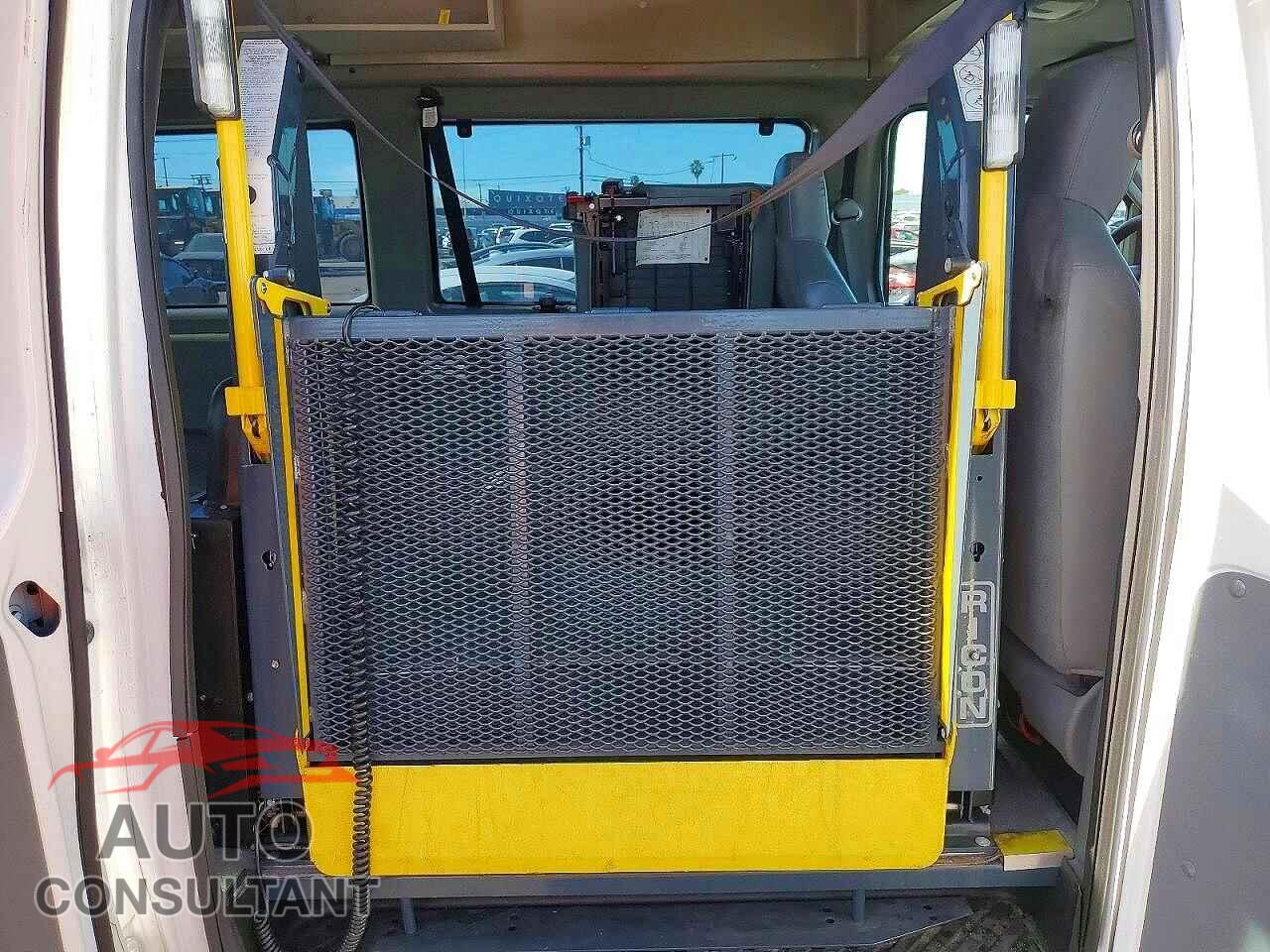 FORD ECONOLINE 2009 - 1FTNS14W99DA40443