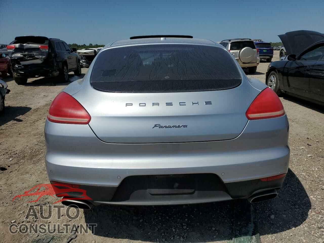 PORSCHE PANAMERA 2015 - WP0AA2A76FL005767