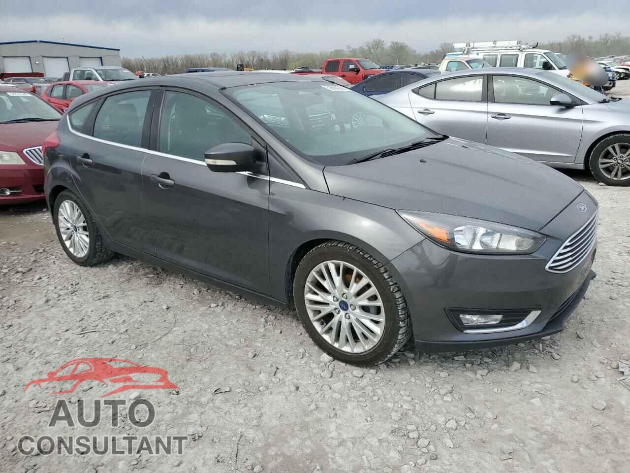 FORD FOCUS 2017 - 1FADP3N24HL320480