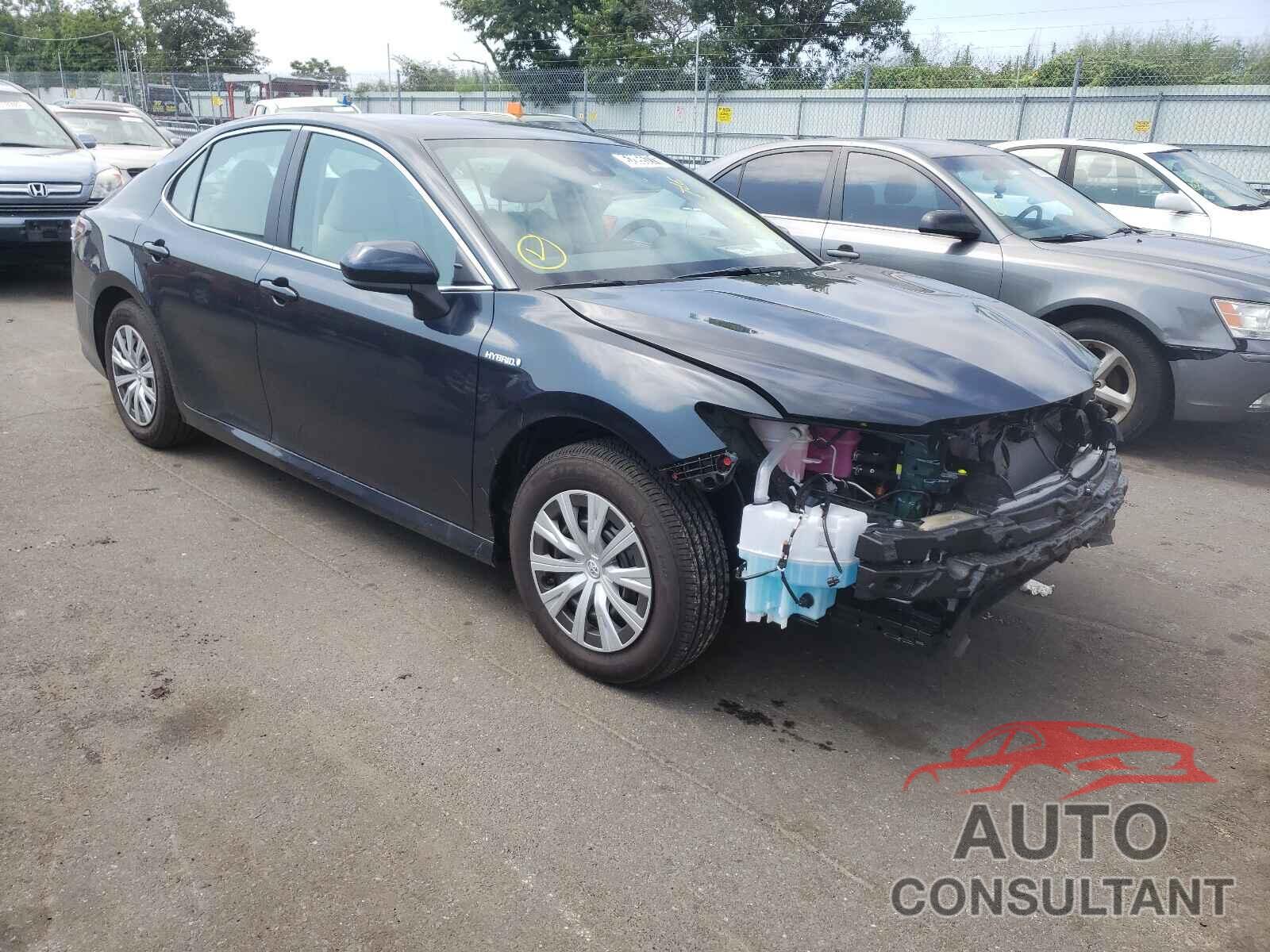 TOYOTA CAMRY 2021 - 4T1C31AK1MU025221