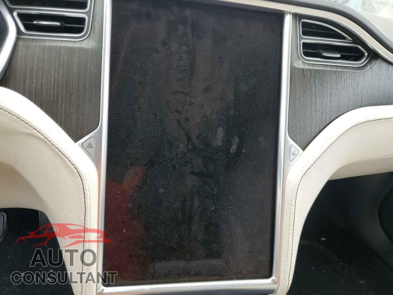 TESLA MODEL S 2013 - 5YJSA1DN4DFP13718