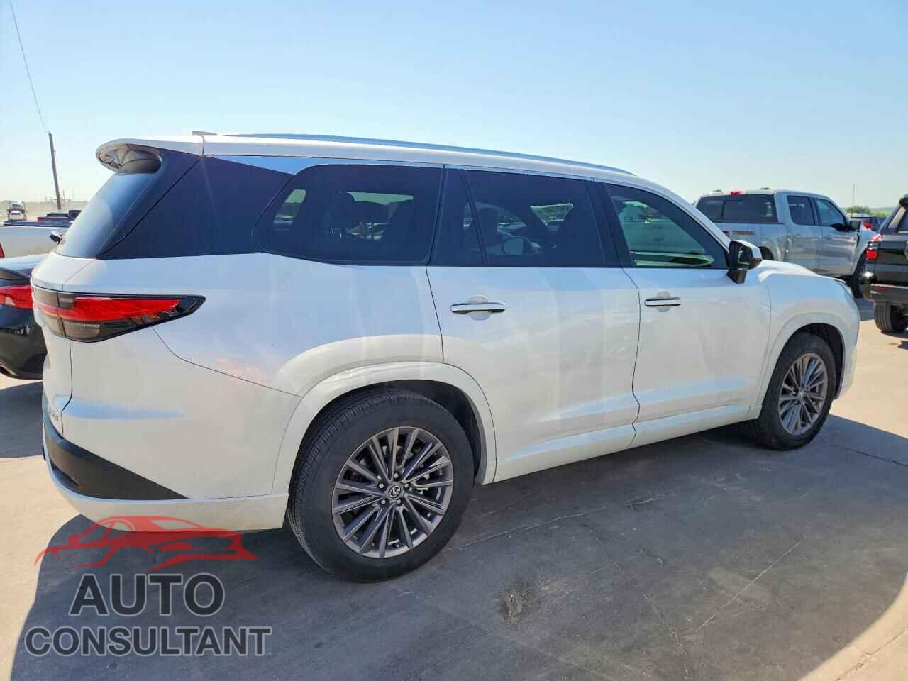 LEXUS UNKNOWN 2024 - 5TDAAAA67RS004812