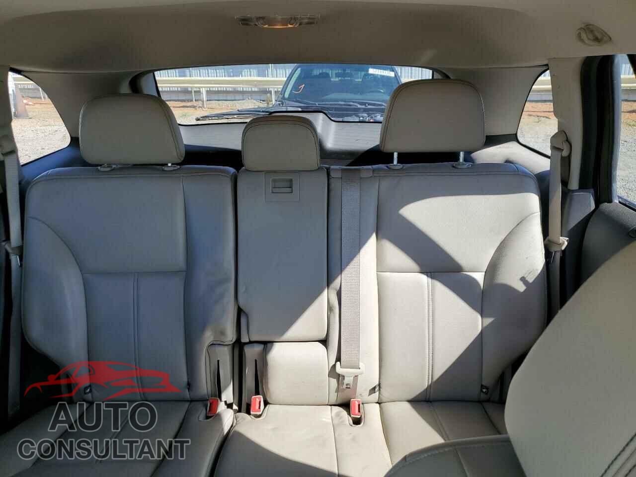 FORD EDGE 2011 - 2FMDK3JC7BBA02637