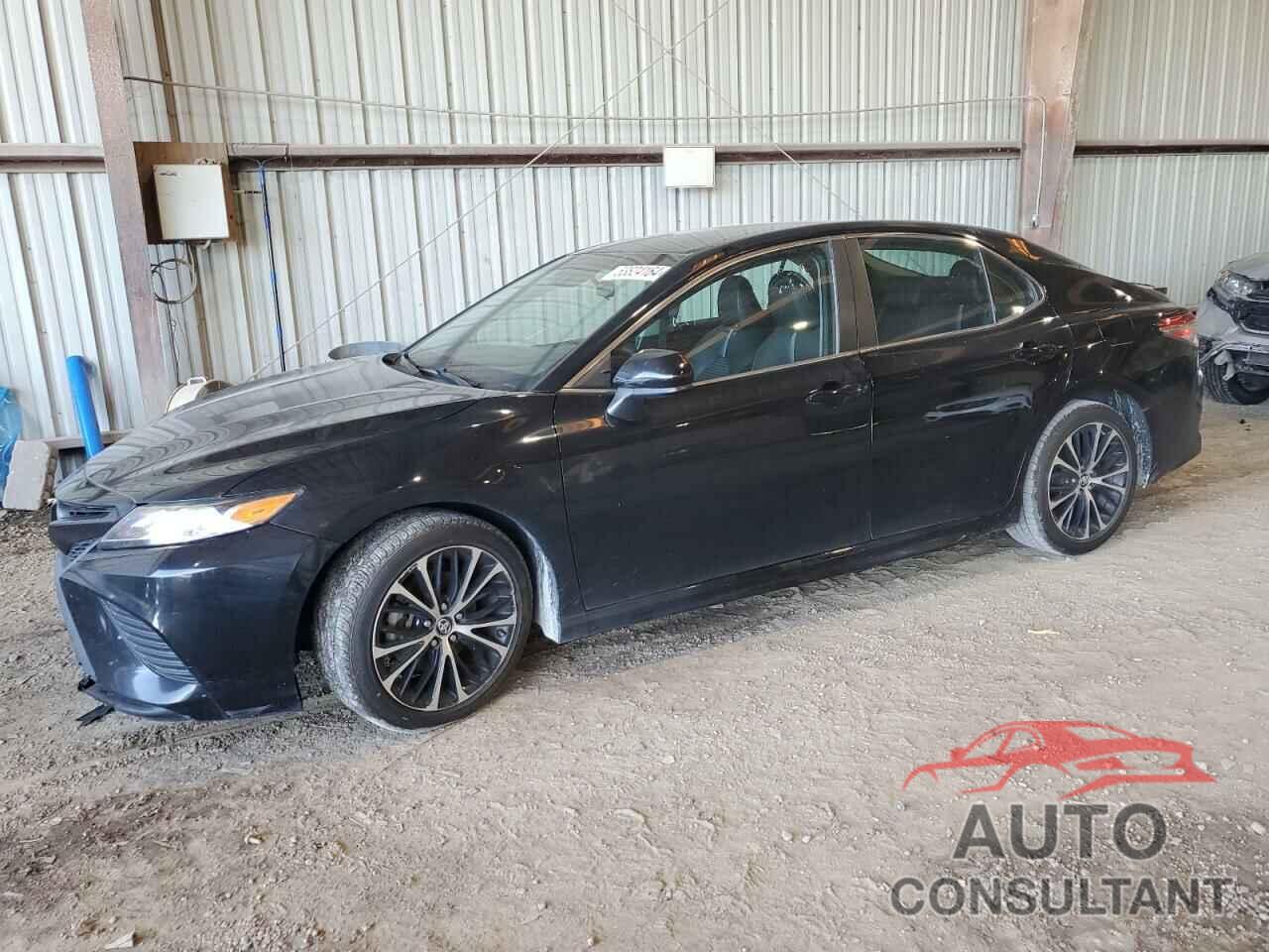 TOYOTA CAMRY 2018 - 4T1B11HK6JU092075
