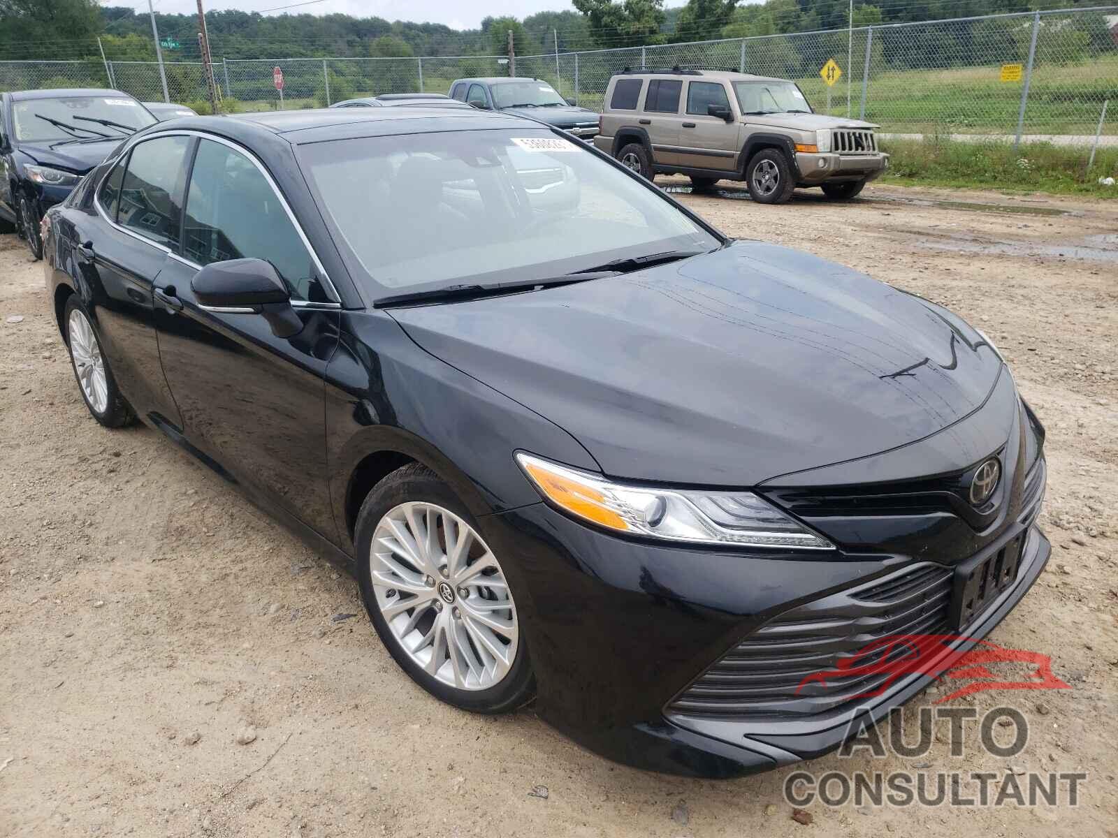 TOYOTA CAMRY 2019 - 4T1B11HK9KU707994