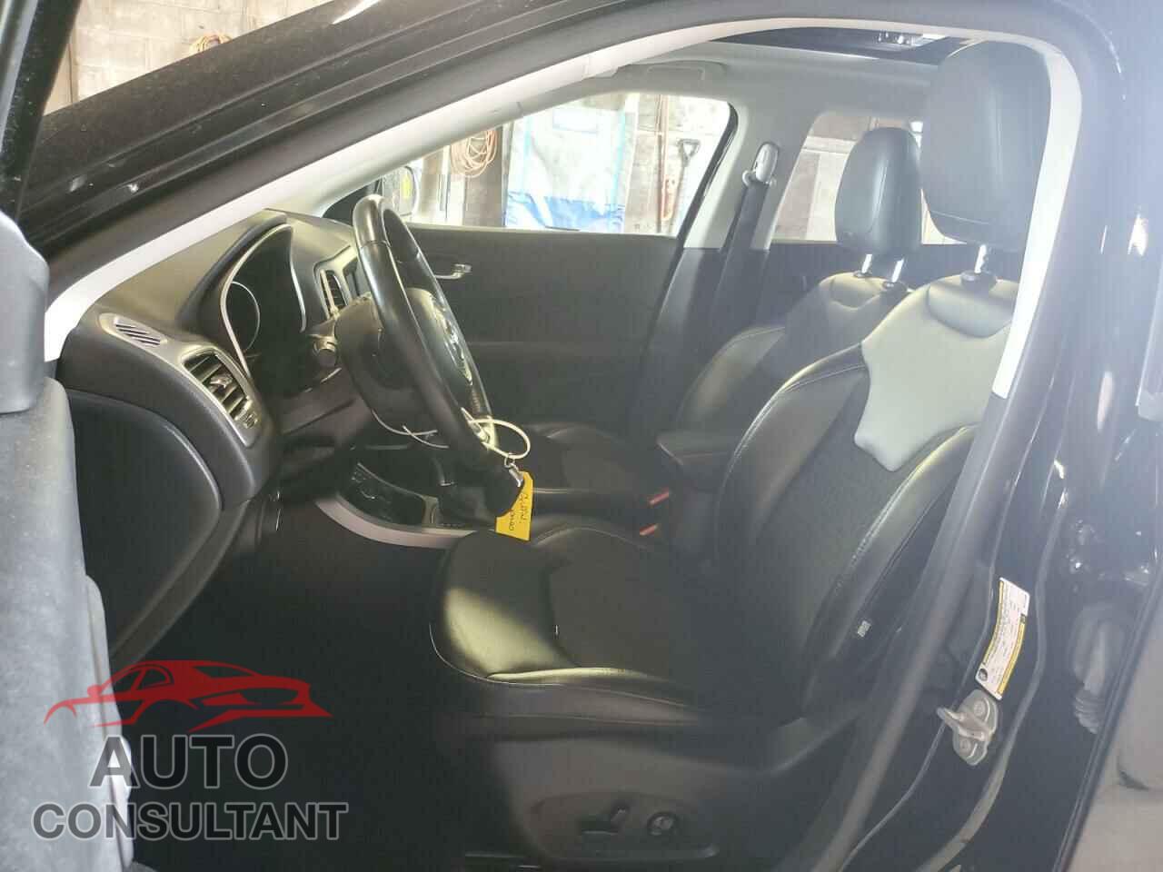 JEEP COMPASS 2021 - 3C4NJDBB3MT515995
