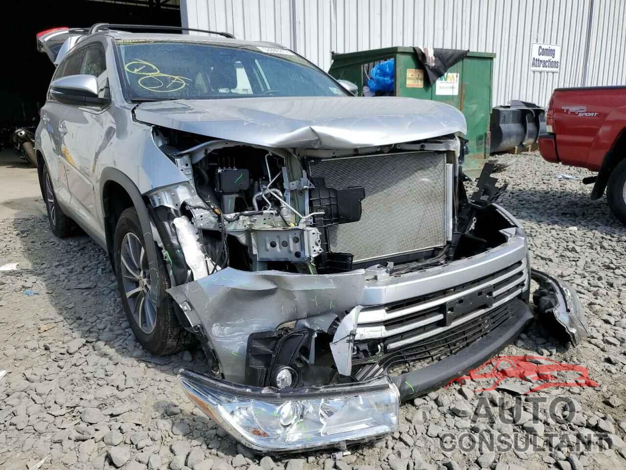 TOYOTA HIGHLANDER 2019 - 5TDJZRFH2KS629142