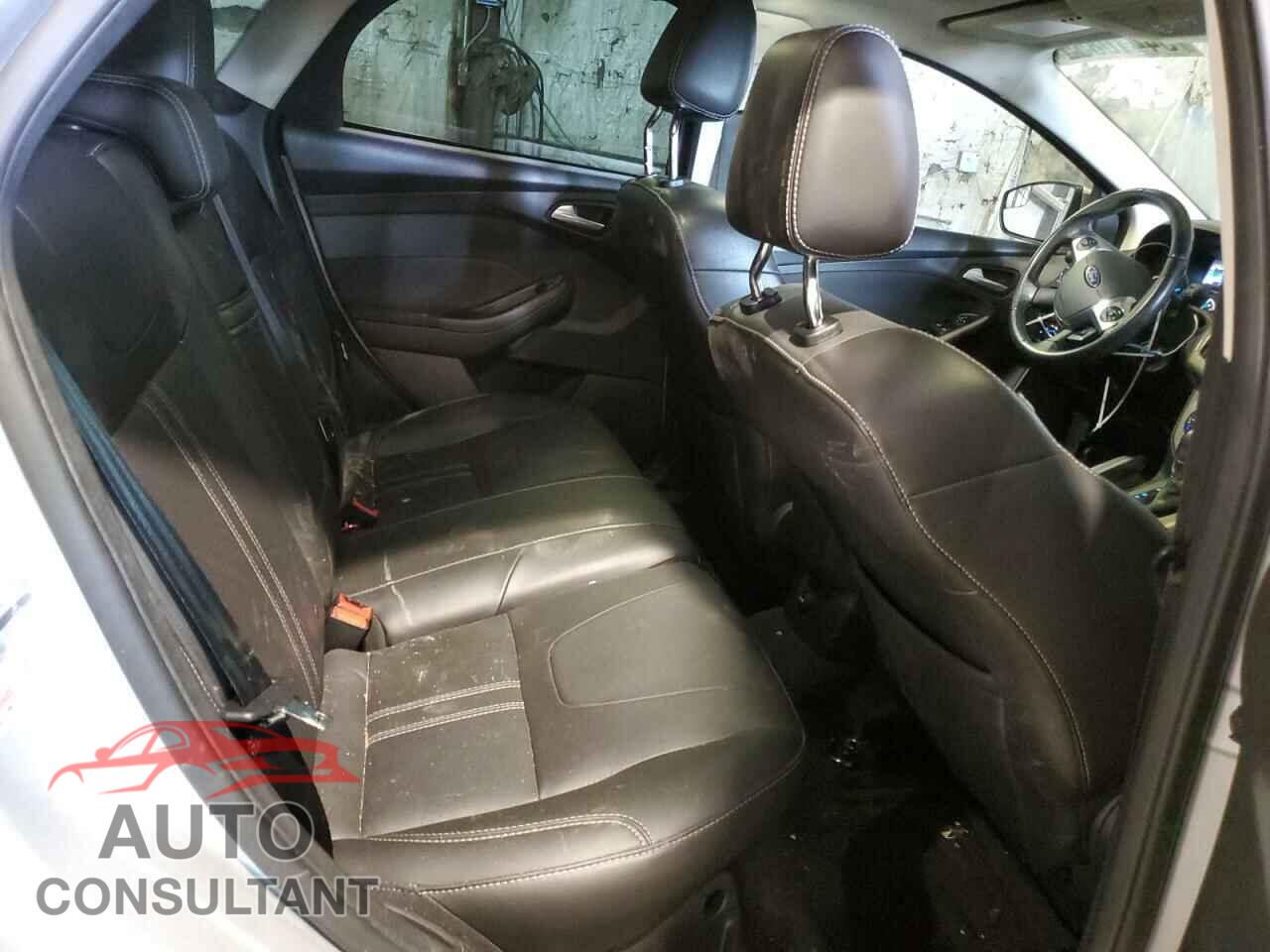 FORD FOCUS 2012 - 1FAHP3H25CL360847