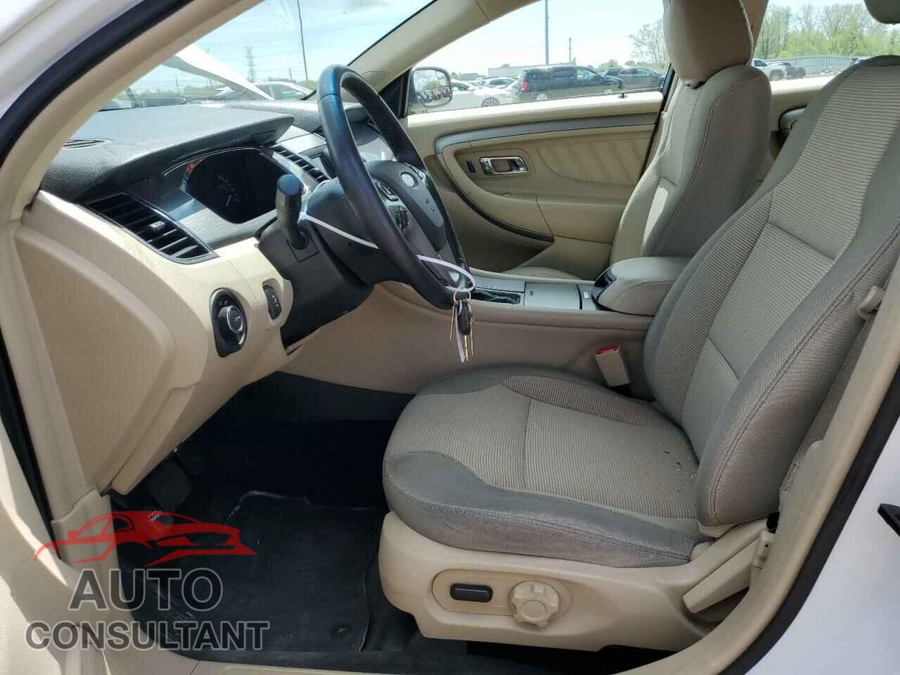 FORD TAURUS 2015 - 1FAHP2E86FG176064