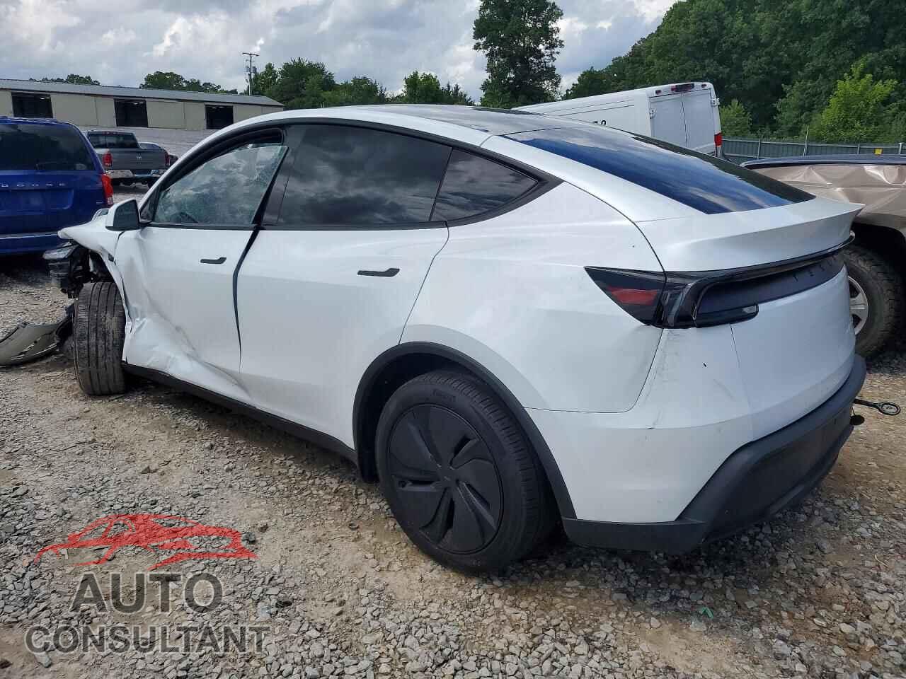TESLA MODEL Y 2026 - 7SAYGDEEXTA593155