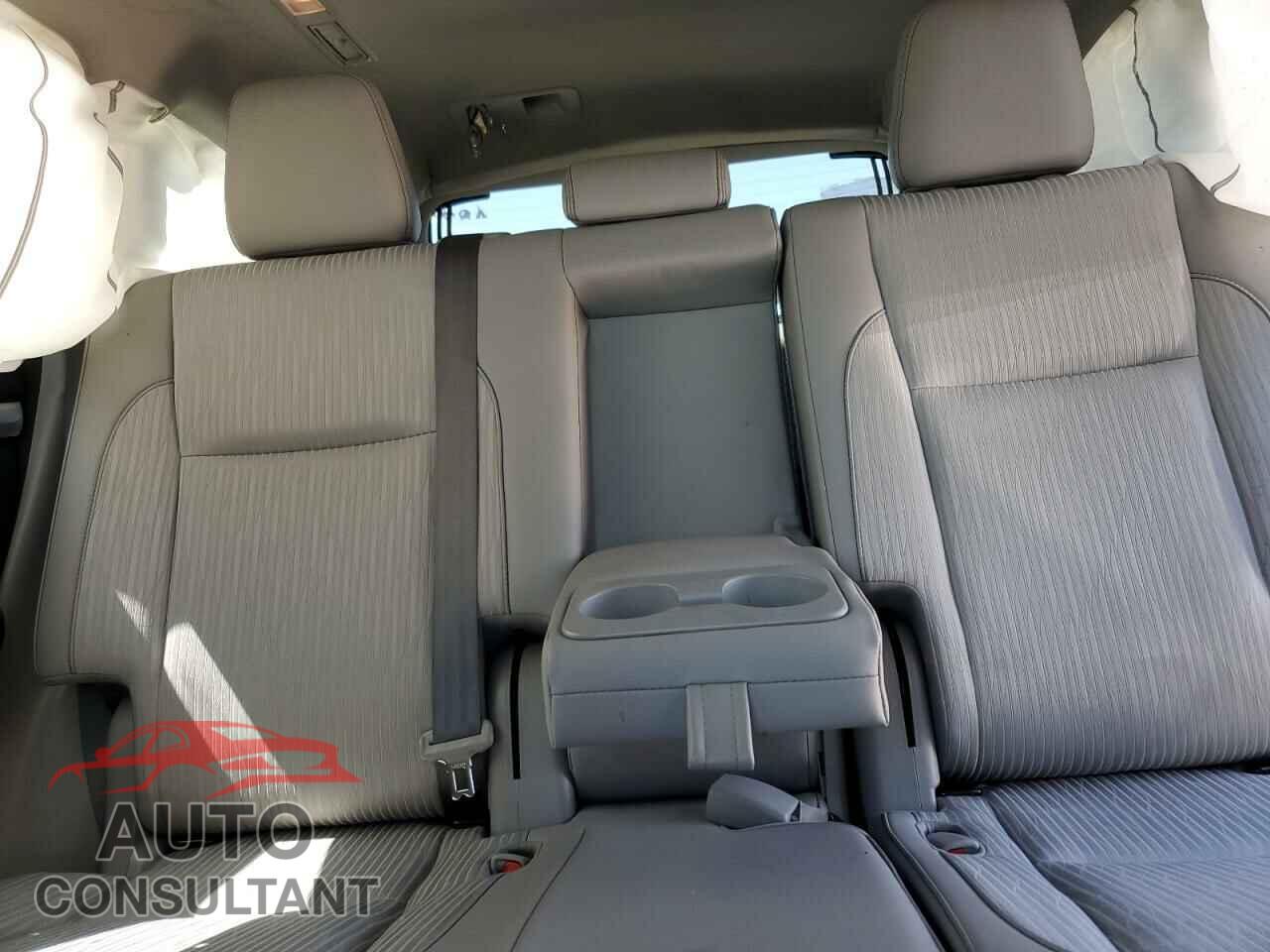 TOYOTA HIGHLANDER 2017 - 5TDZZRFH4HS232589