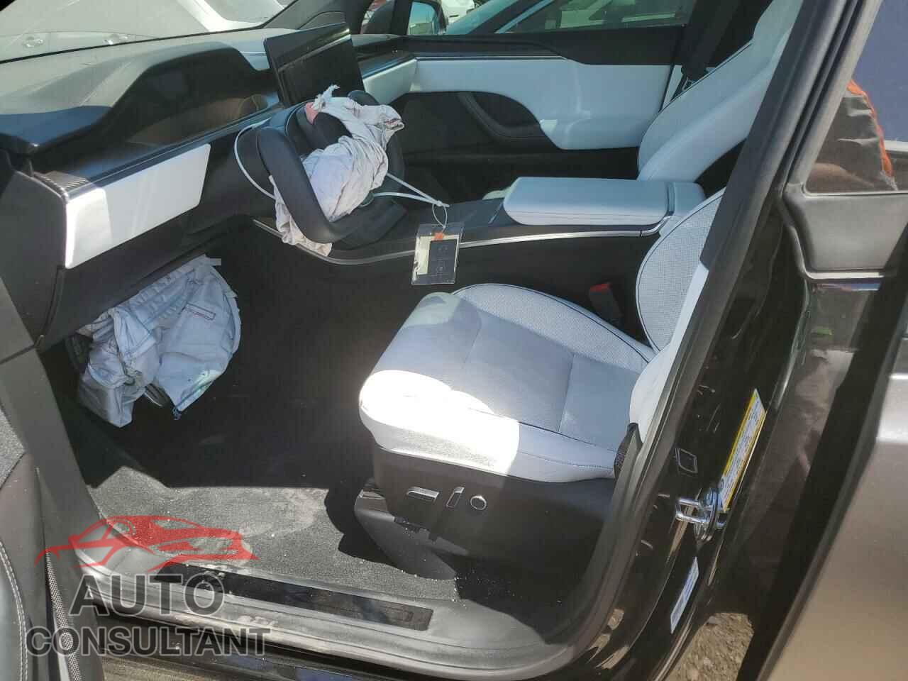 TESLA MODEL X 2022 - 7SAXCBE64NF357479
