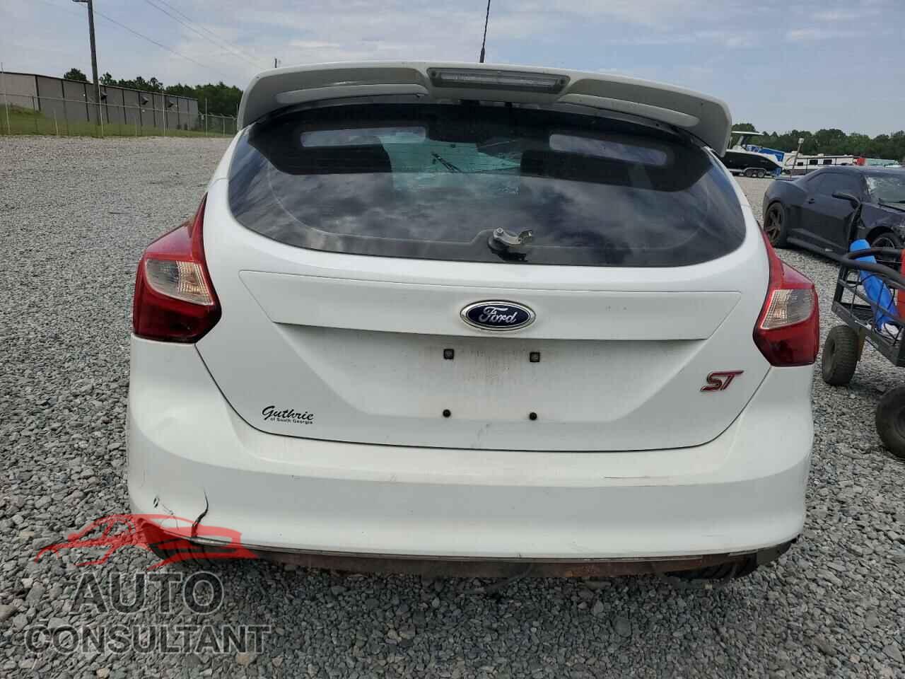 FORD FOCUS 2014 - 1FADP3L92EL126283