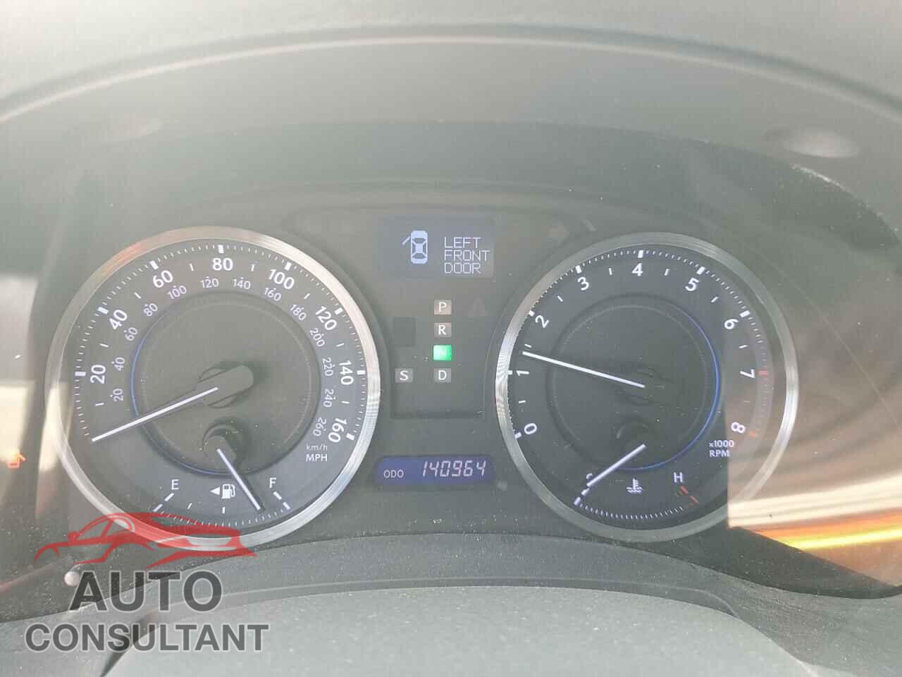 LEXUS IS 2011 - JTHCF5C22B5048190