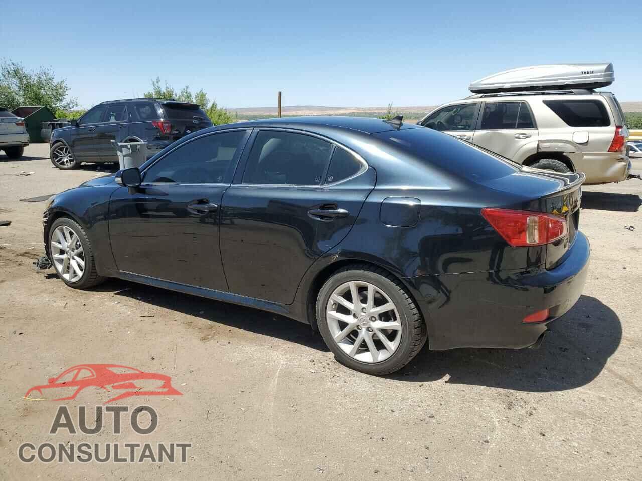 LEXUS IS 2011 - JTHBF5C20B5135047