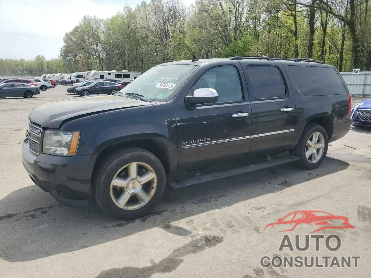 CHEVROLET SUBURBAN 2010 - 1GNUKKE32AR221792