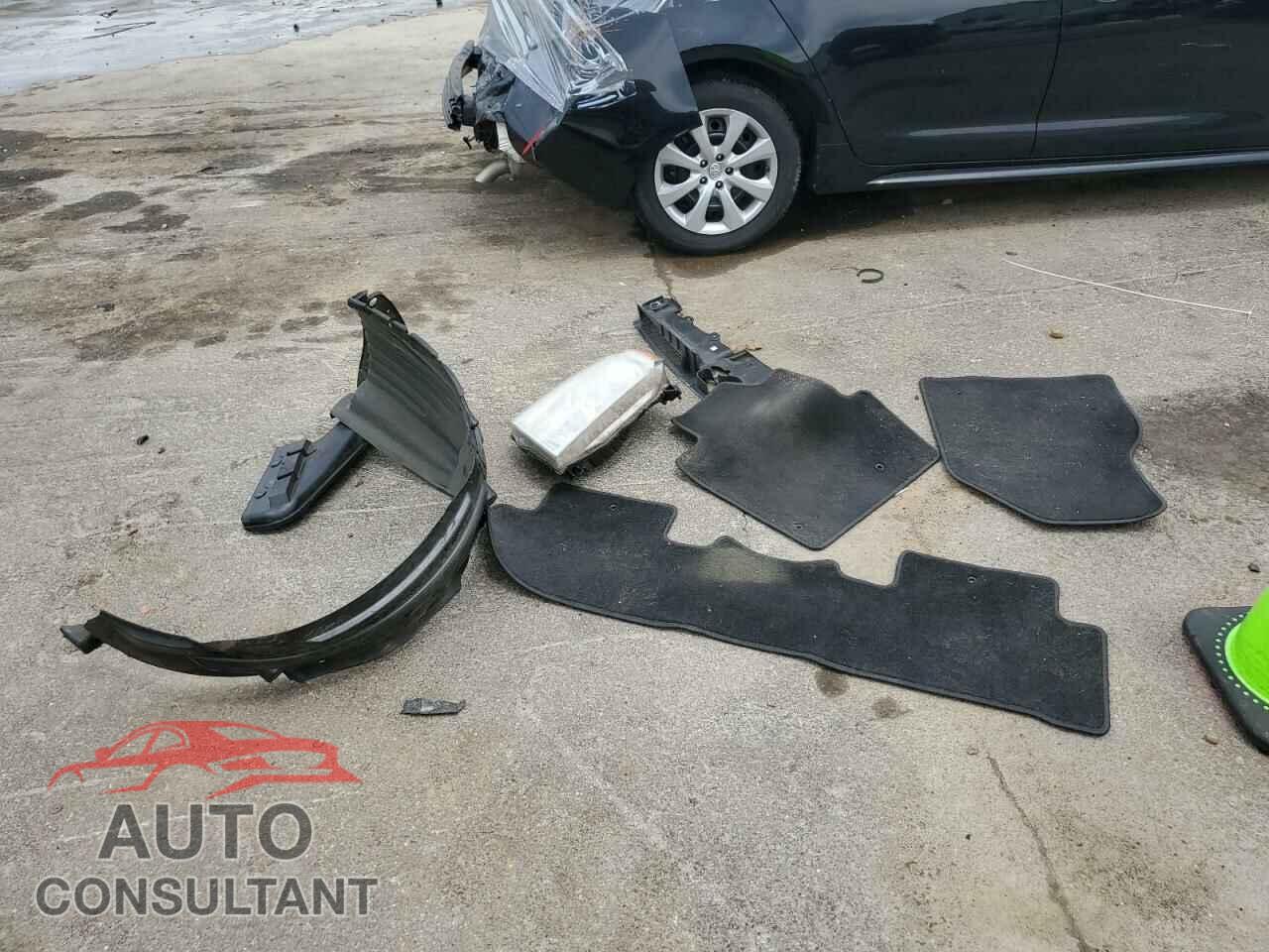 HONDA PILOT 2013 - 5FNYF3H5XDB015776