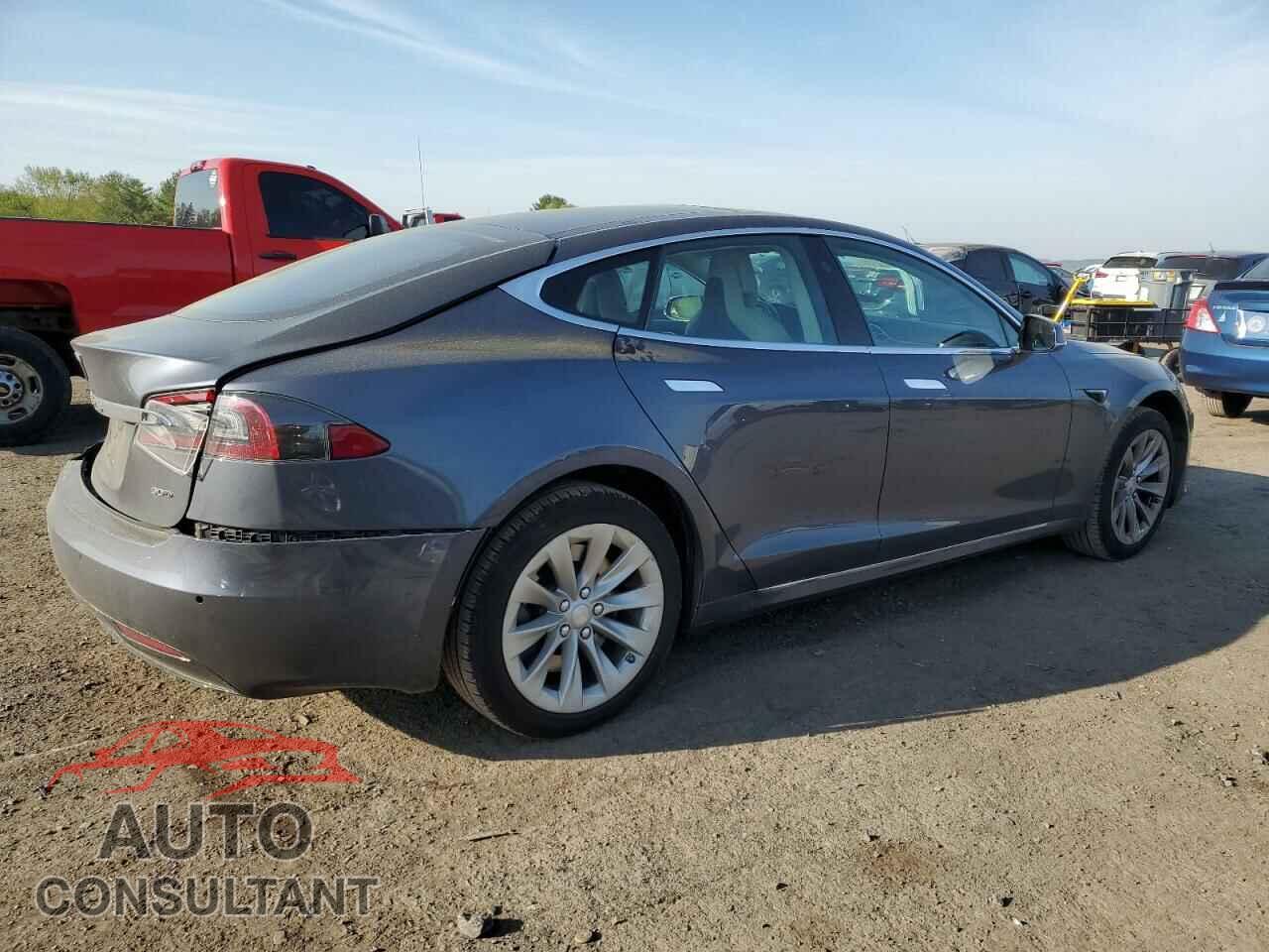 TESLA MODEL S 2017 - 5YJSA1E21HF199451