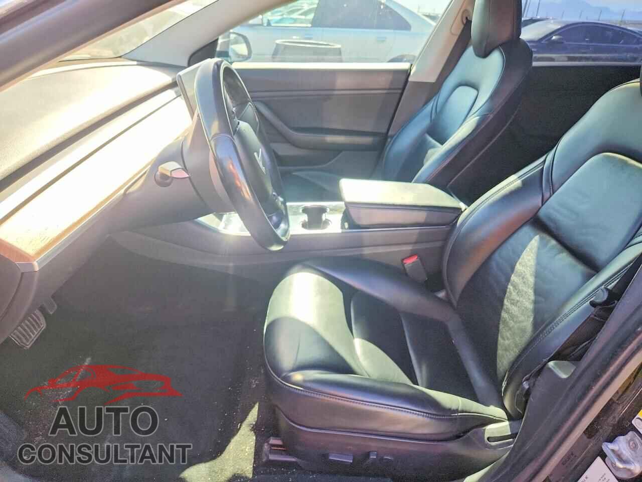 TESLA MODEL 3 2019 - 5YJ3E1EAXKF297823