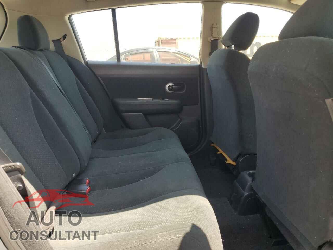 NISSAN VERSA 2011 - 3N1BC1CP5BL420621