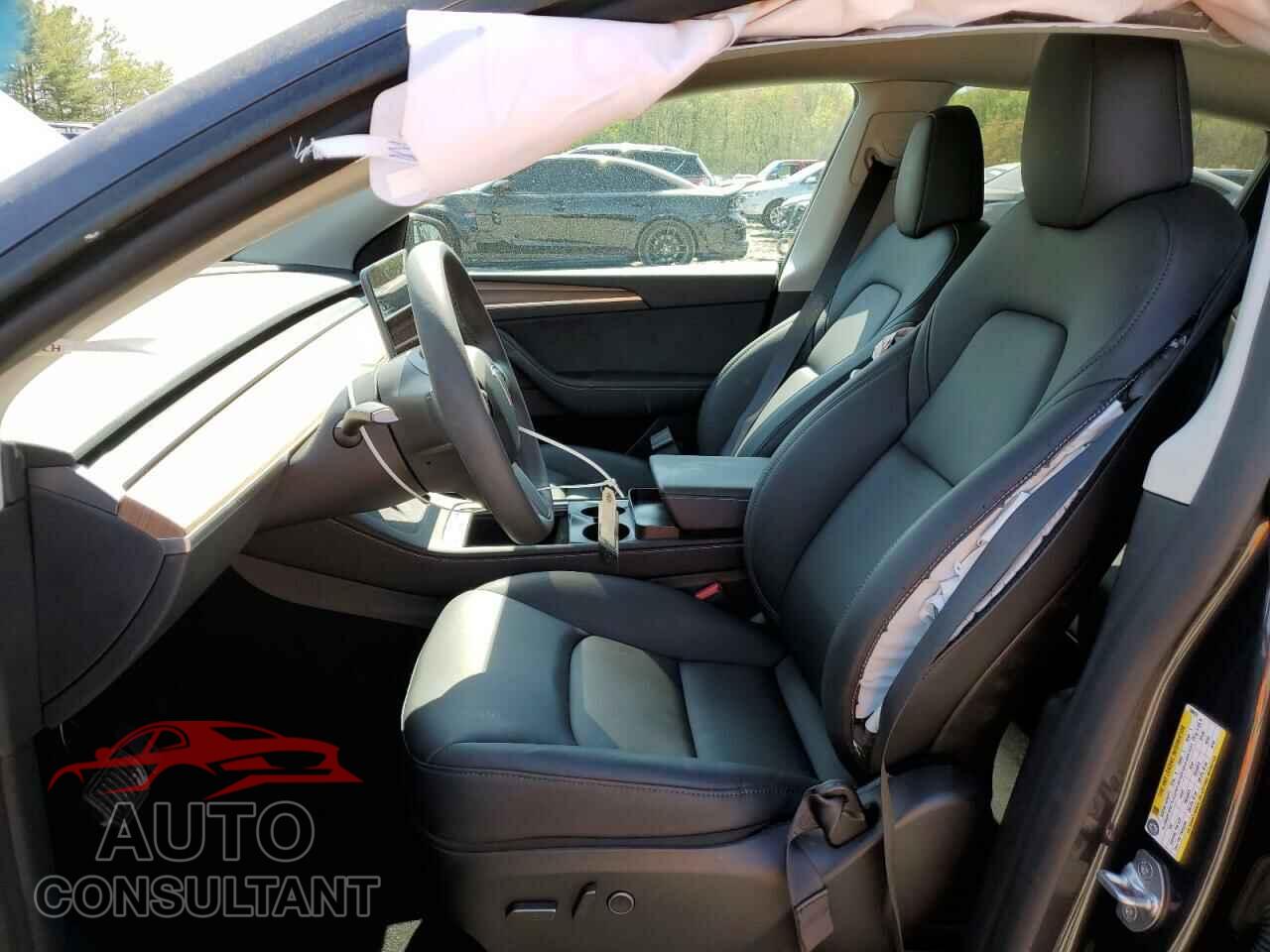 TESLA MODEL Y 2024 - 7SAYGDEE4RF990274