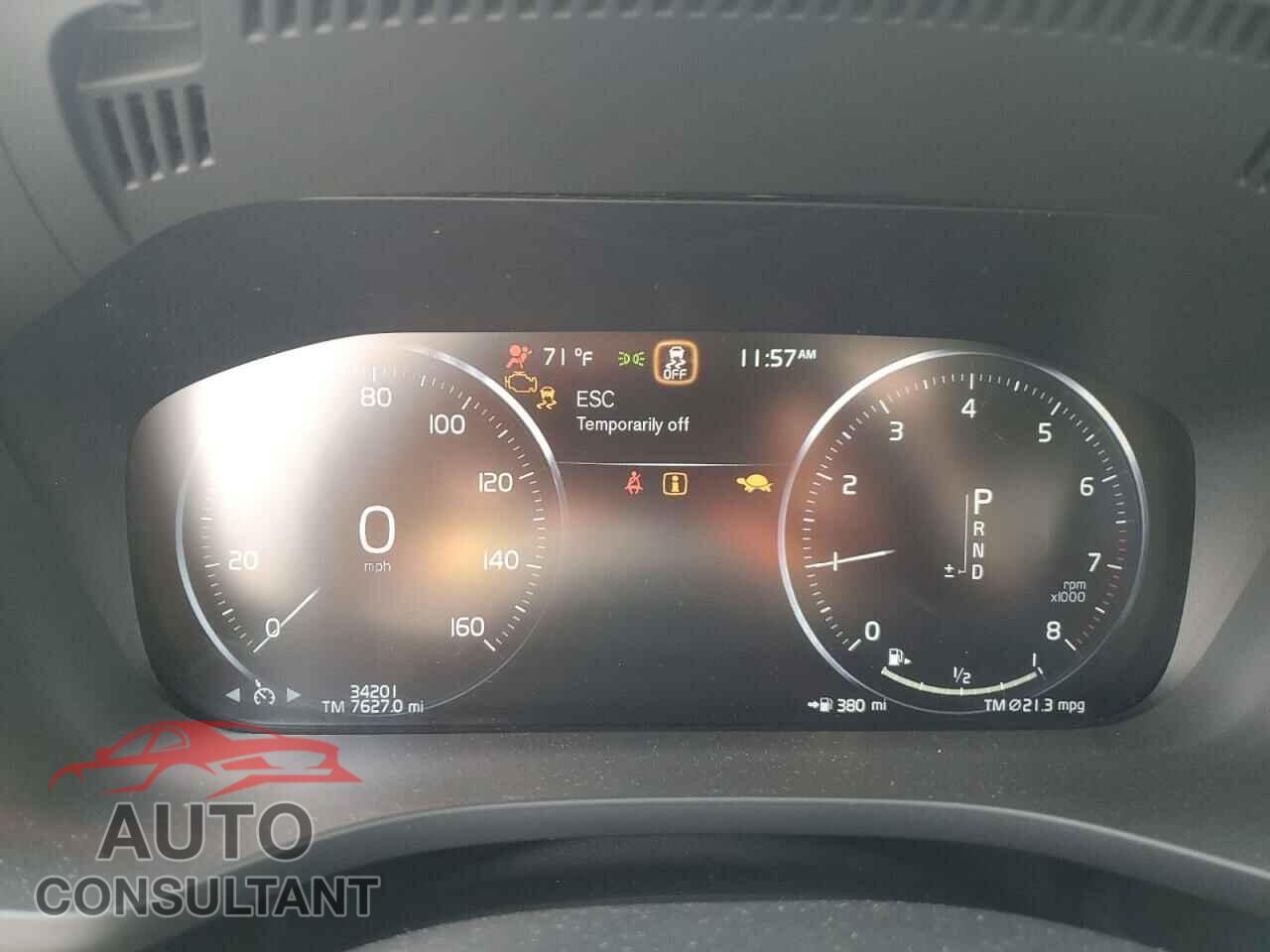 VOLVO XC60 2021 - YV4A22RK2M1765738
