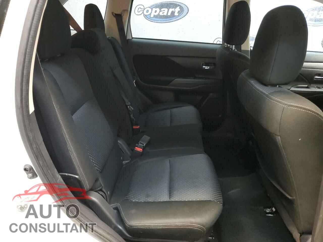 MITSUBISHI OUTLANDER 2017 - JA4AD2A35HZ054392