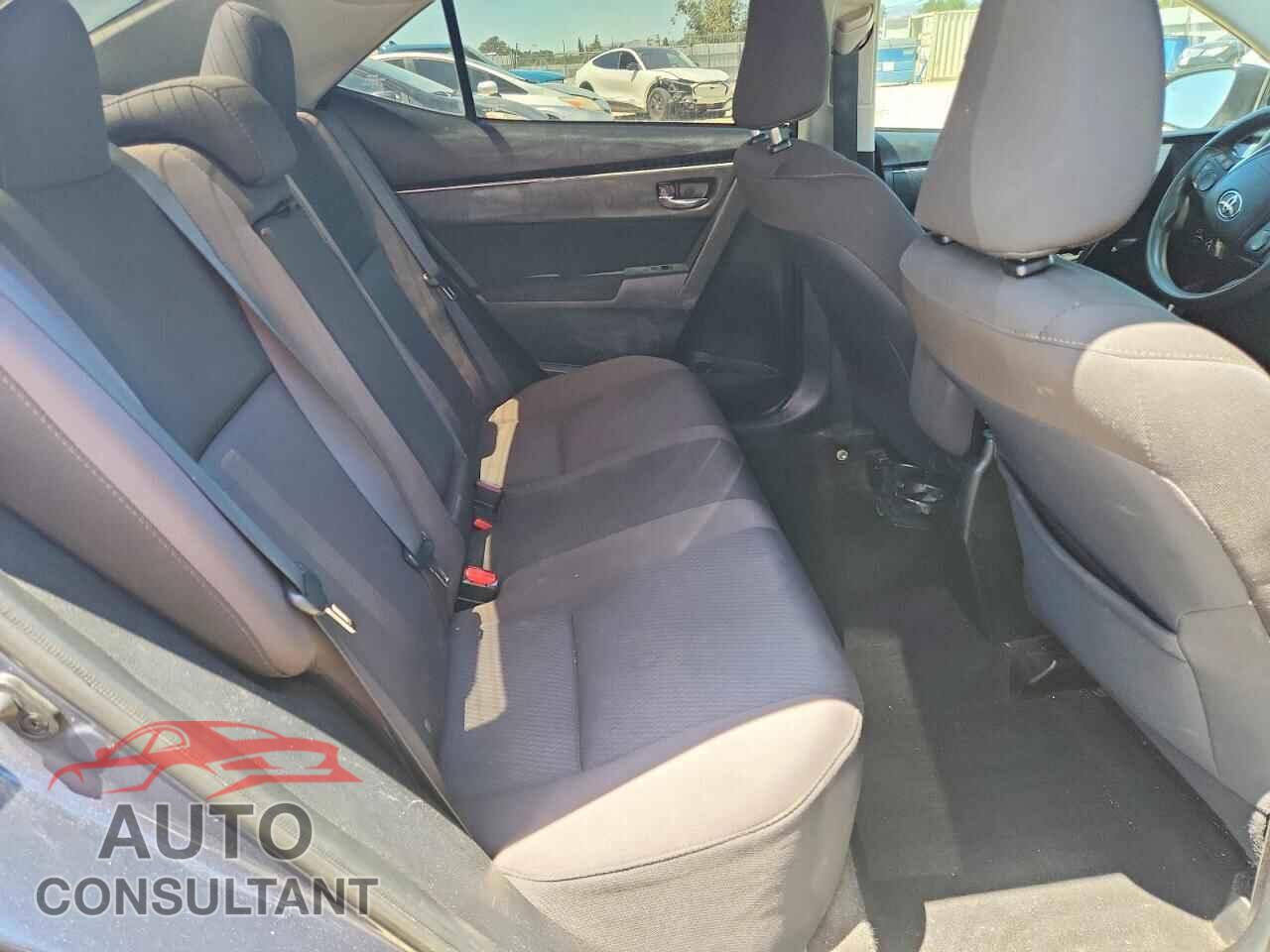 TOYOTA COROLLA 2017 - 5YFBURHE6HP709907