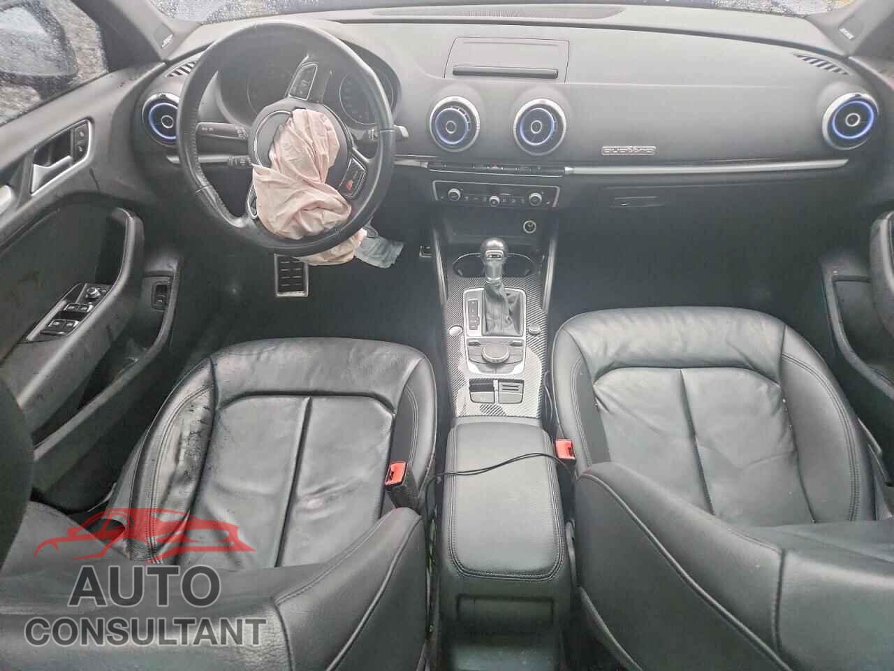 AUDI A3 2016 - WAUA7GFF2G1034172