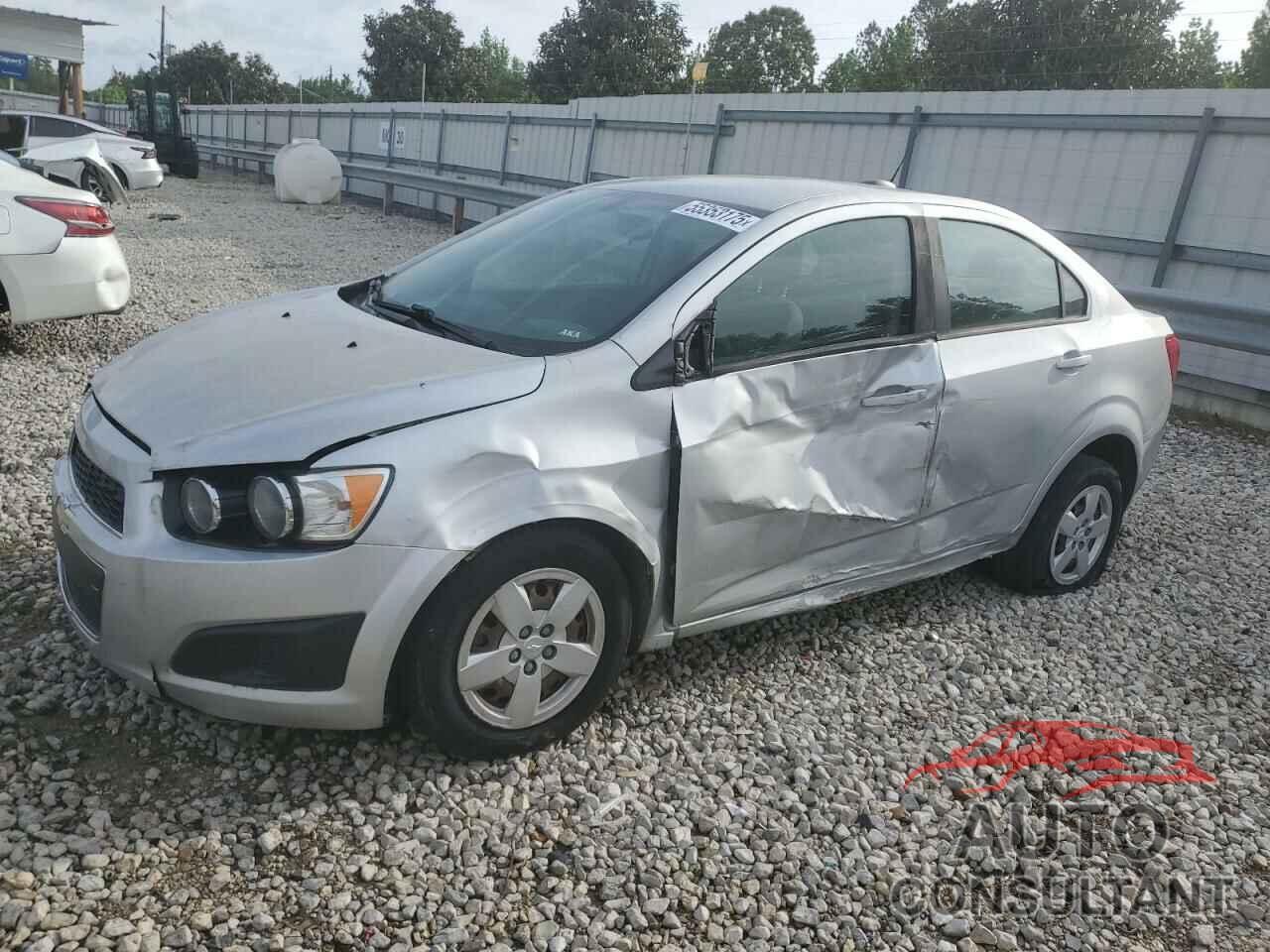 CHEVROLET SONIC 2016 - 1G1JA5SH4G4126228