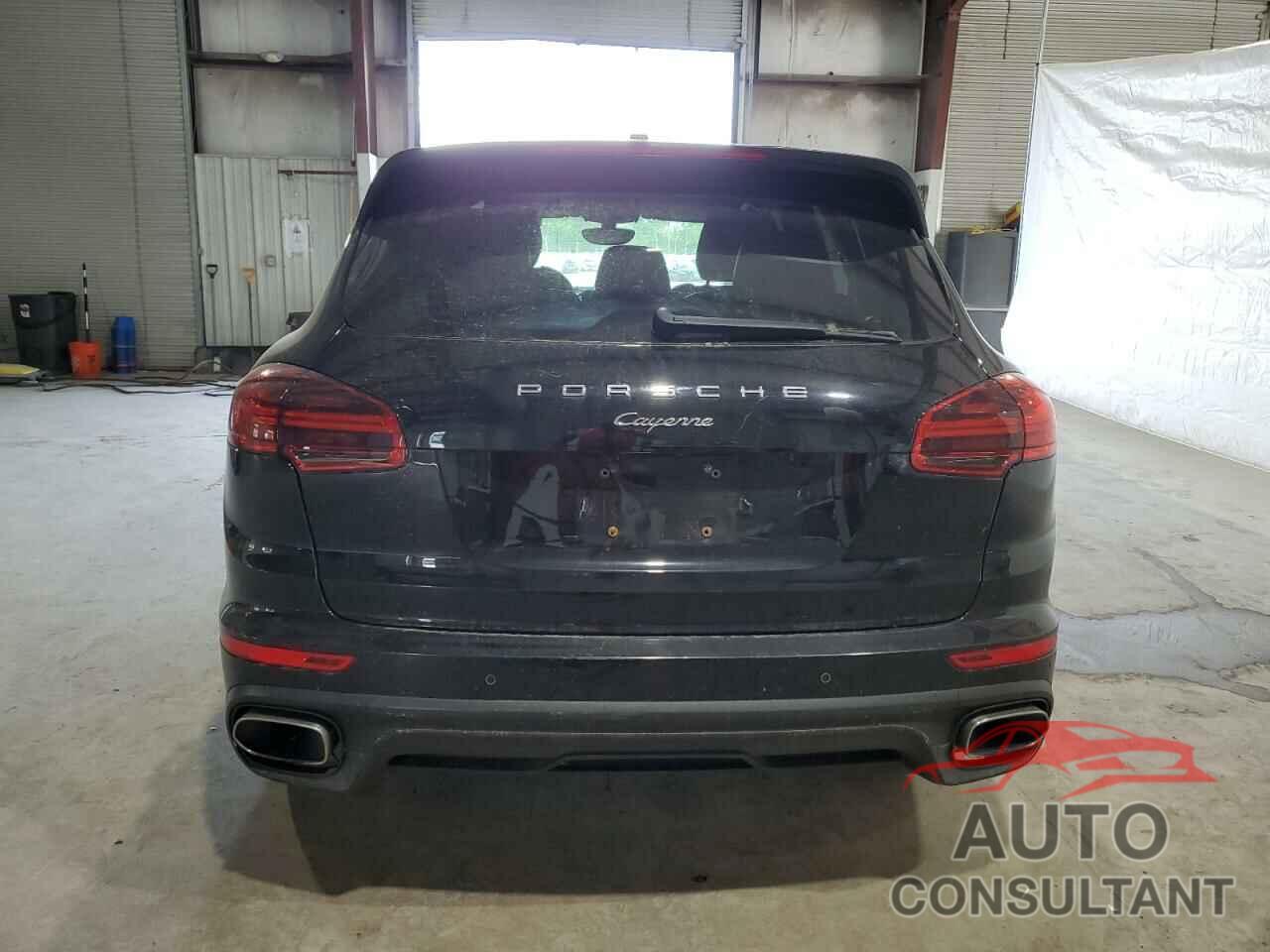 PORSCHE CAYENNE 2016 - WP1AA2A28GLA09906