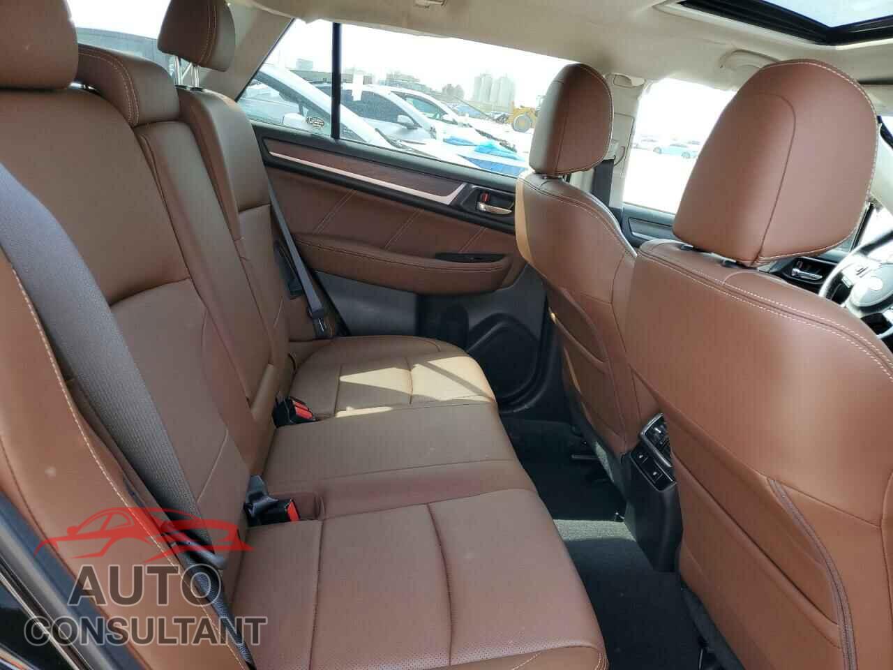 SUBARU OUTBACK 2017 - 4S4BSATC8H3346060
