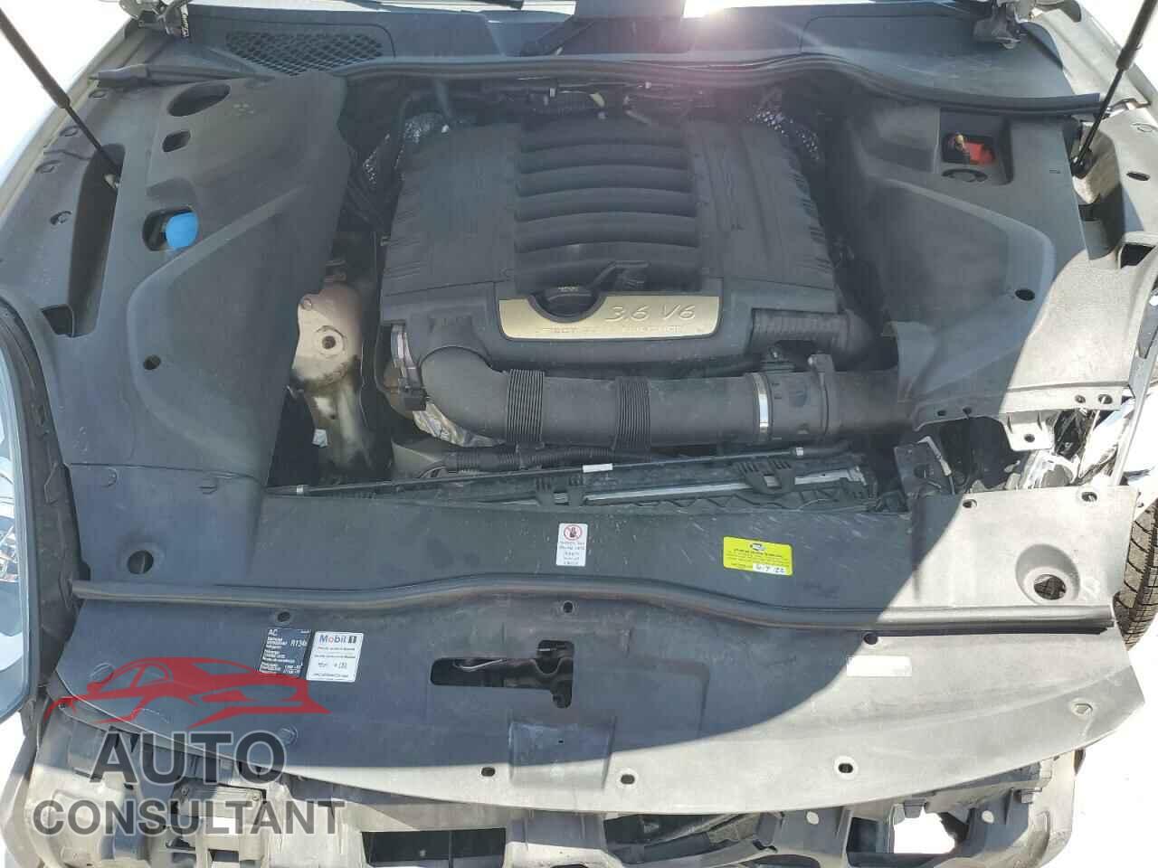 PORSCHE CAYENNE 2016 - WP1AA2A23GLA03981