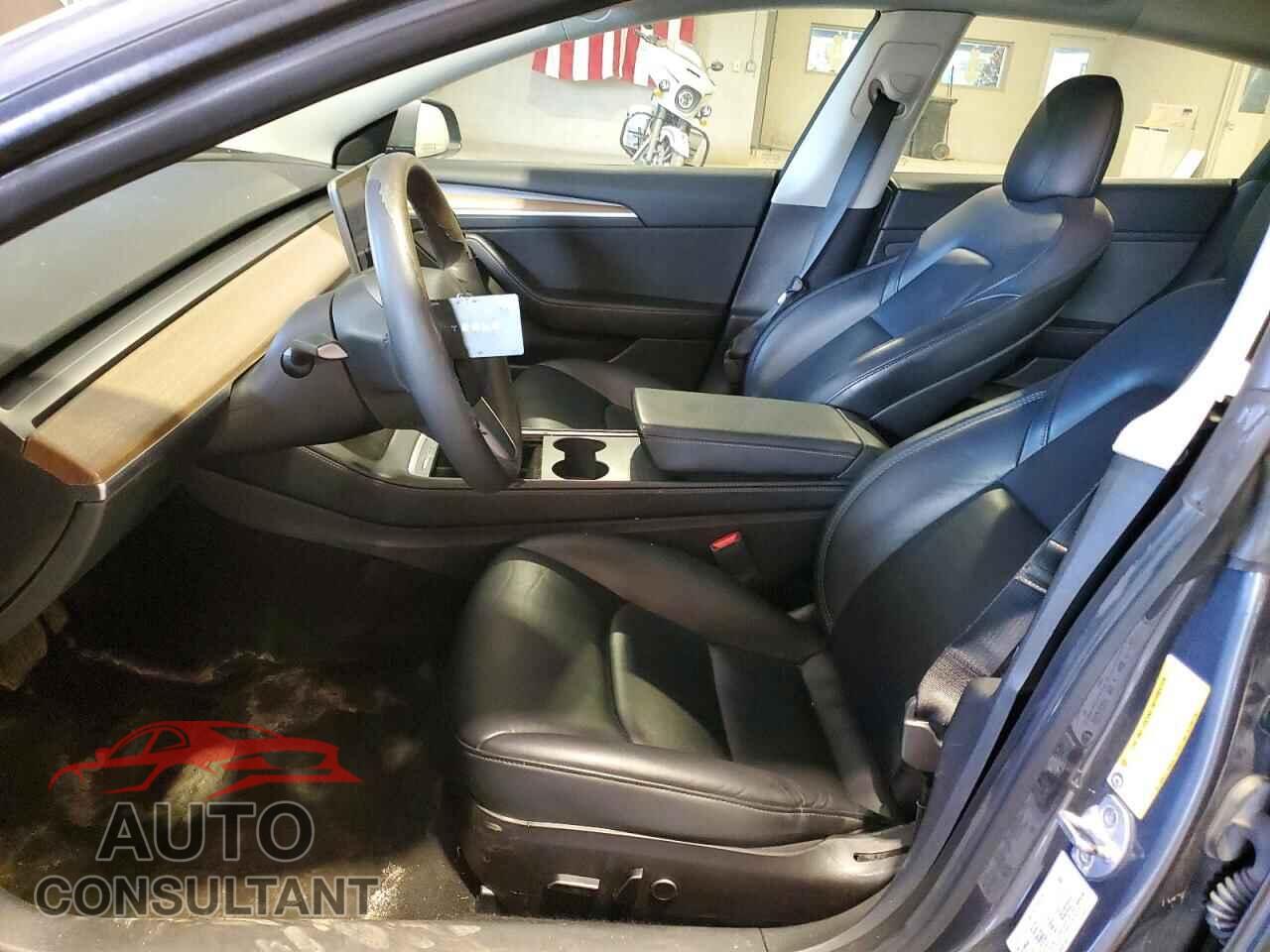 TESLA MODEL 3 2023 - 5YJ3E1EAXPF450157