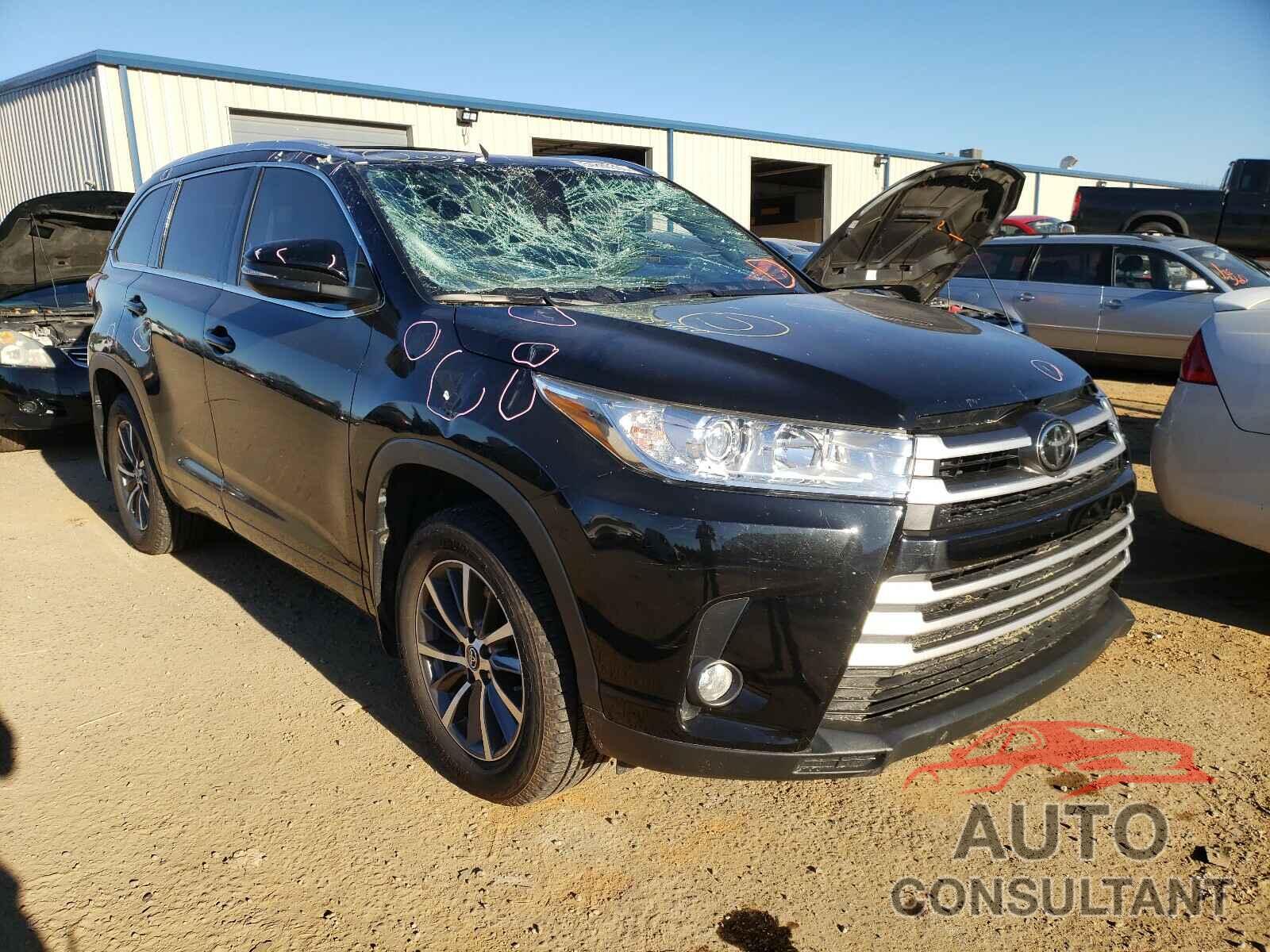 TOYOTA HIGHLANDER 2017 - 5TDJZRFH4HS397104